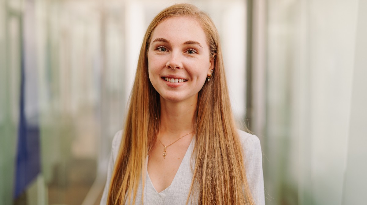 Master of Business Analytics student Lizzy Prosselkova at Melbourne Business School